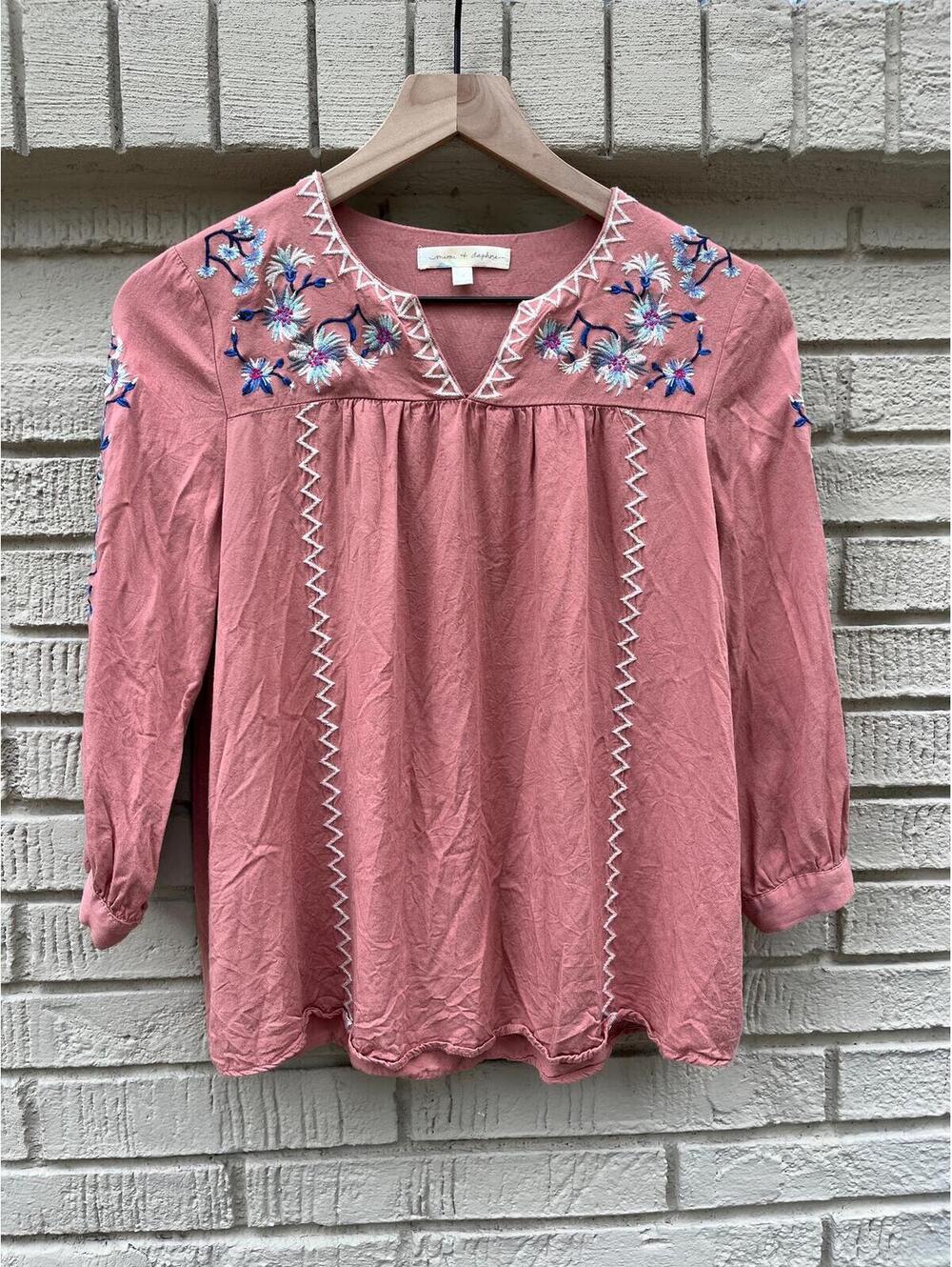 Mimi & Daphne Embroidered Floral Peasant Blouse S Small Hippie Summer Boutique